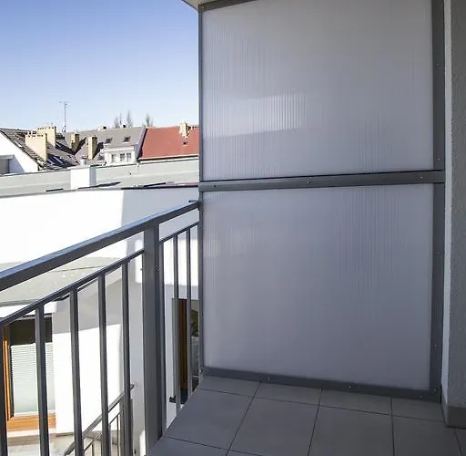 100-sio Budget I Κοστζαλίν